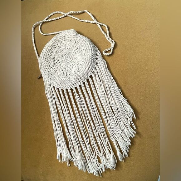 3 AM Forever Crocheted Crossbody Bag w/Fringe Round - Picture 1 of 8
